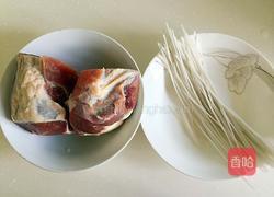 牛肉炖粉条的做法图解1