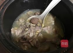 黄豆猪脚汤的做法图解6