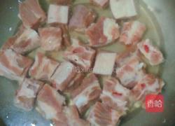 排骨萝卜汤的做法图解2