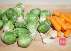 烤孢子甘蓝的做法图解1