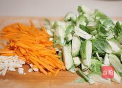 烤孢子甘蓝的做法图解2