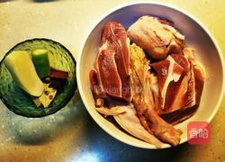 牛肉沙拉的做法图解1