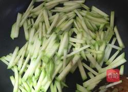 西葫芦鸡蛋打卤面的做法图解2