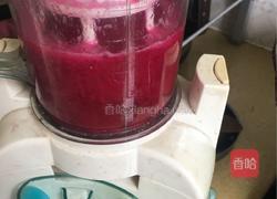 香菇猪肉馅火龙果饺子的做法图解4