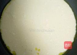 南瓜鸡蛋卷的做法图解2