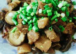 香菇炖牛肉