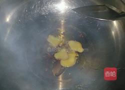 香菇炖牛肉的做法图解4