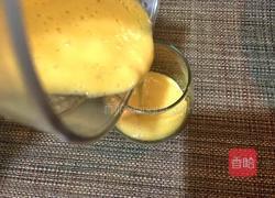 芒果奶昔的做法图解6