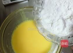 戚风蛋糕的做法图解5