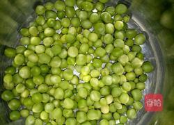 肉沫豌豆炖茄子的做法图解1