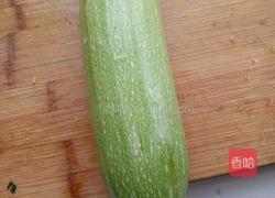 茭瓜炒鸡蛋的做法图解1