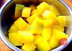 苹果胡萝卜果蔬汁的做法图解3