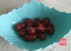 龟苓膏银耳糖水的做法图解2