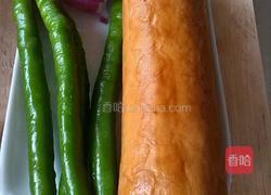 洋葱辣椒炒豆腐卷的做法图解1
