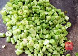 鸡蛋炒豆角的做法图解3