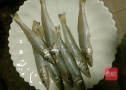 姜蒜盐焗沙尖鱼的做法图解1