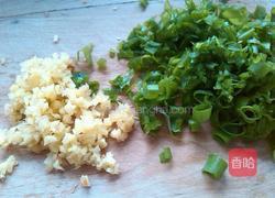 芹菜猪肉馅馄饨的做法图解3