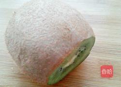 酸奶水果冰棒的做法图解2