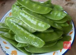 荷兰豆拌粉丝的做法图解1