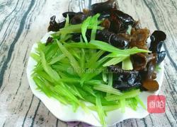 芹菜木耳炒肉丝的做法图解4