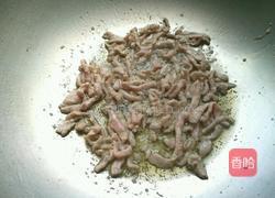 芹菜木耳炒肉丝的做法图解5