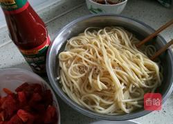 番茄肉酱意面的做法图解1
