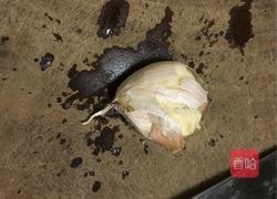 豆酱炒麻叶的做法图解2