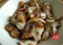 青椒炒香菇的做法图解5