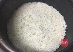 彩虹炒饭的做法图解5