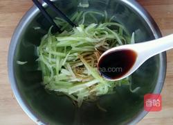凉拌莴笋的做法图解3