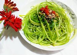 手撕蒜苔