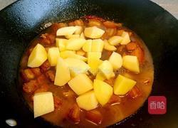 土豆红烧肉的做法图解9