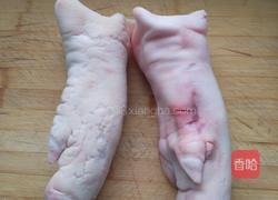 电炖锅猪蹄的做法图解1
