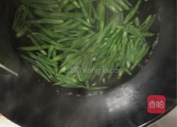 肉丝炒豆角的做法图解2