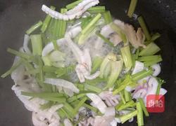 鱿鱼炒芹菜的做法图解6