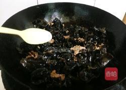 木耳炒肉的做法图解6