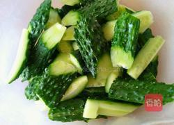 凉拌黄瓜木耳的做法图解4