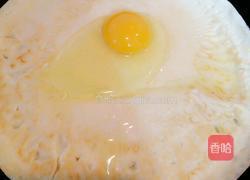 火腿鸡蛋饼的做法图解3