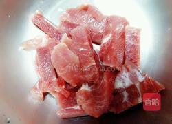 酥炸里脊的做法图解1