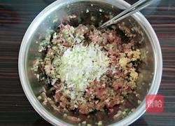 芹菜肉馅的做法图解5