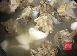 山药棒骨汤的做法图解3
