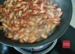 油爆野生河虾的做法图解4