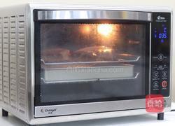 粤菜中广受欢迎的美味蜜汁叉烧的做法图解8