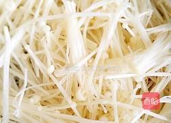 肉末炒金针菇的做法图解3