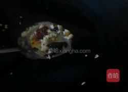 苦瓜炒鱿鱼的做法图解4