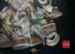 苦瓜炒鱿鱼的做法图解5