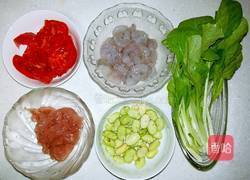 虾仁肉丝紫薯面的做法图解1