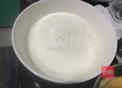 榴莲慕斯蛋糕的做法图解6