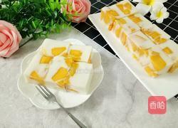 芒果椰汁糕的做法图解1