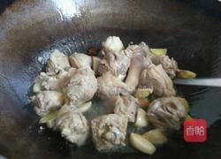 香菇土豆烧鸭腿的做法图解6